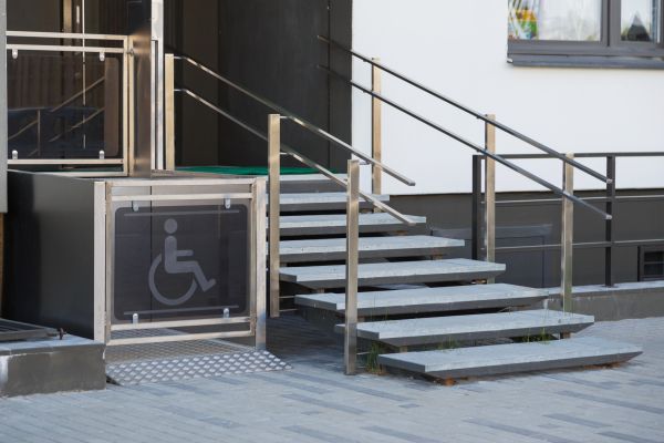 Cost of Entryway Stair Installation in Peyton