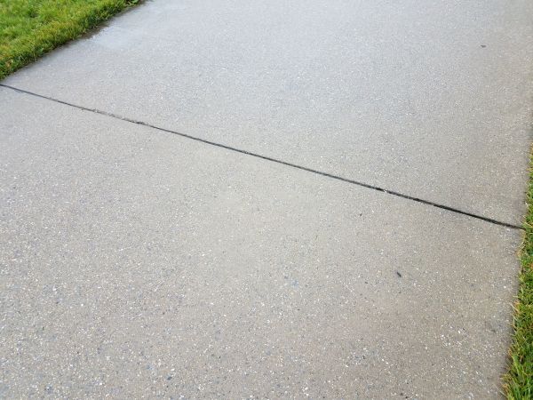 Cost of Cement Sidewalk Construction in Peyton