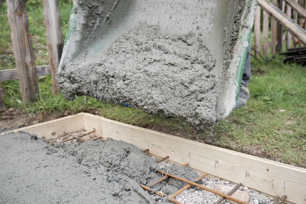 Cost of Yard Concrete Pouring in Peyton