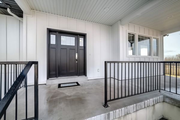 Cost of Concrete Porch Replacement in Peyton